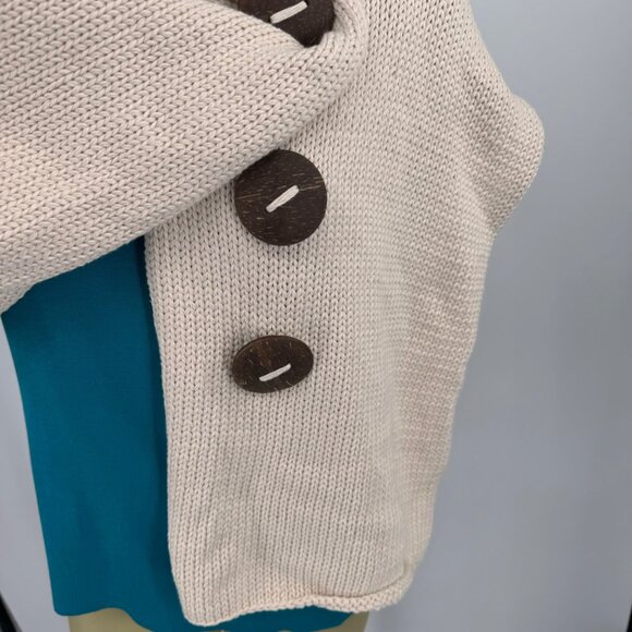 Pure Hand-Knit scarf wrap Cotton Shawl Large Wooden Buttons ivory sweater knit - Picture 3 of 9